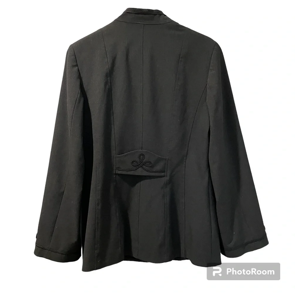 J Jill Women’s Jacket Black Size 10 Details on Collar Sleeves Cuffs Back Belt_2